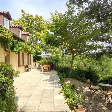 Maison Oya Hébergement de vacances *